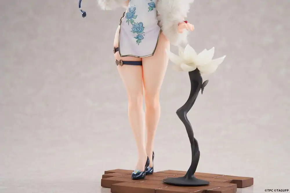 Gridman Universe PVC Statue 1/7 Rikka Takarada China Dress Ver. 25 cm Produktfoto