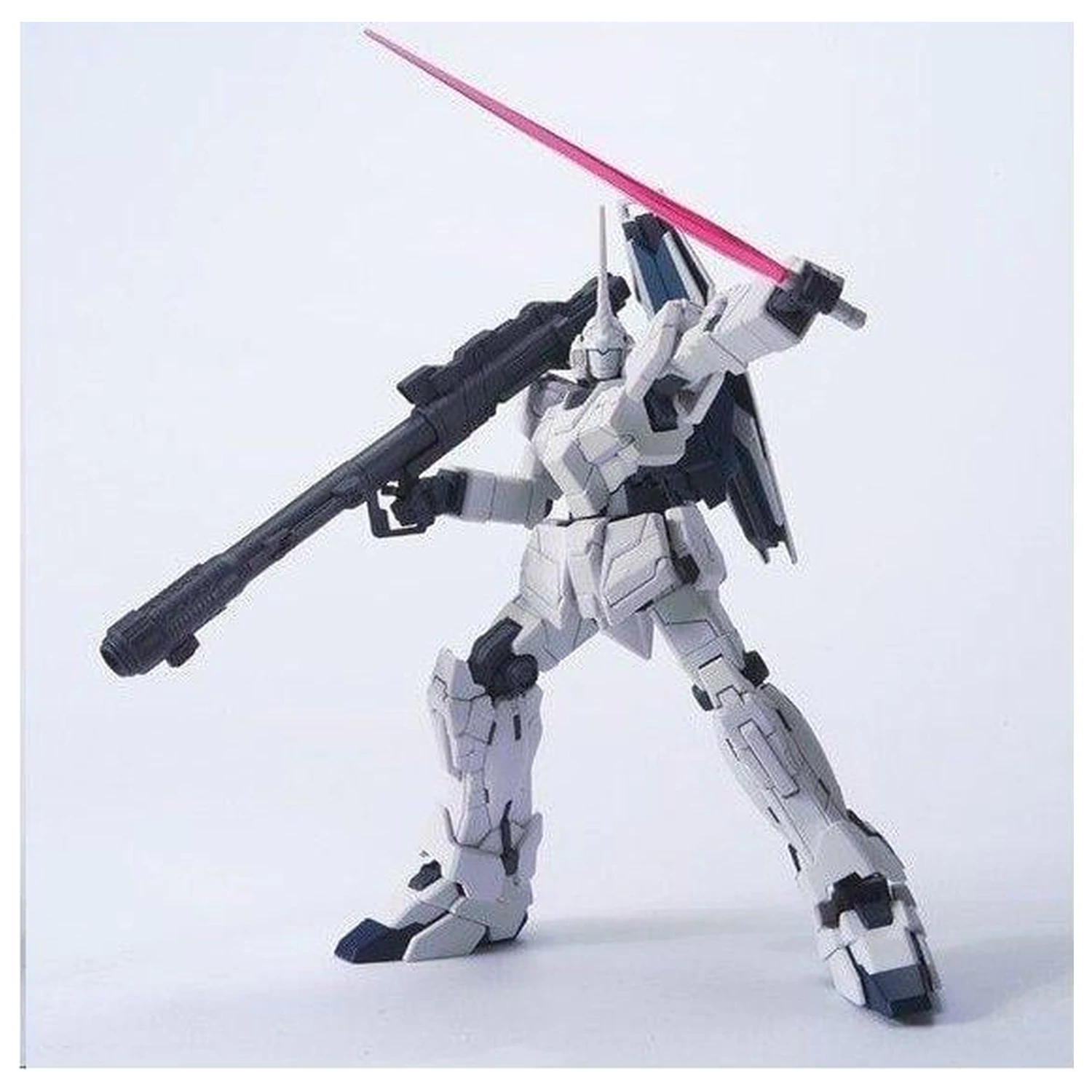 GUNDAM HGUC Unicorn RX-0 Unicorn Mode Modell Bausatz Produktfoto