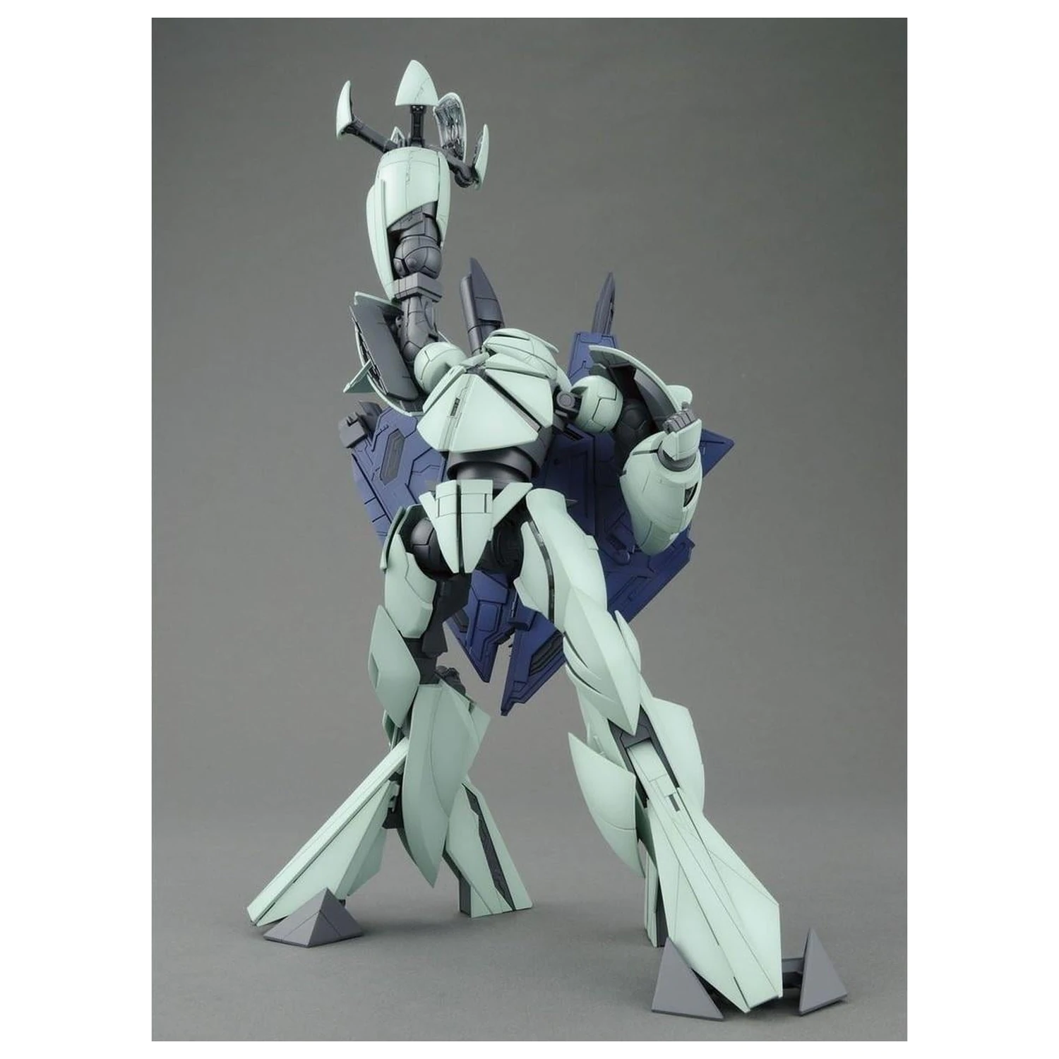 Gundam MG 1/100 Turn X Modellbausatz Produktfoto