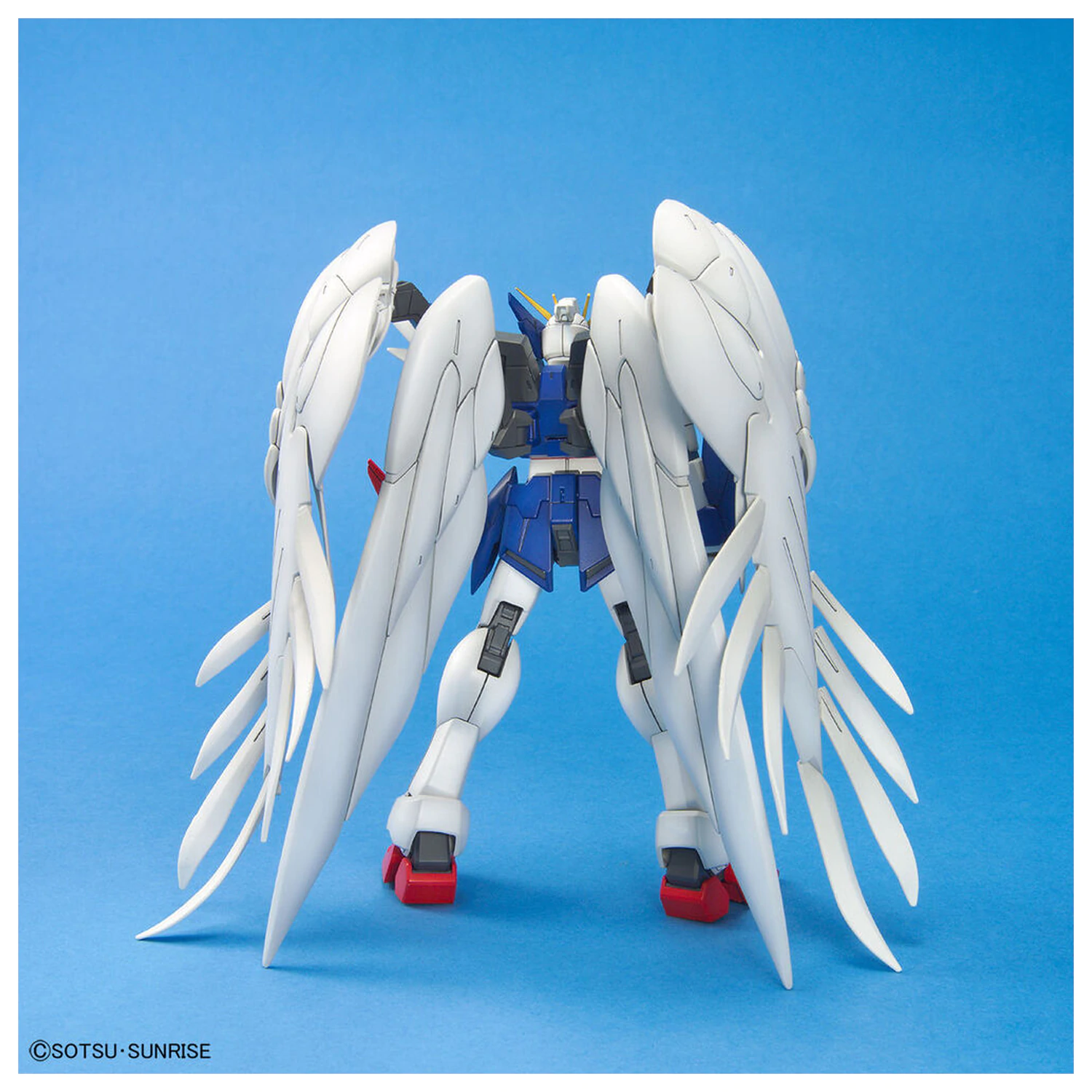 Modellbausatz MG 1/100 Wing Gundam Zero EW Produktfoto