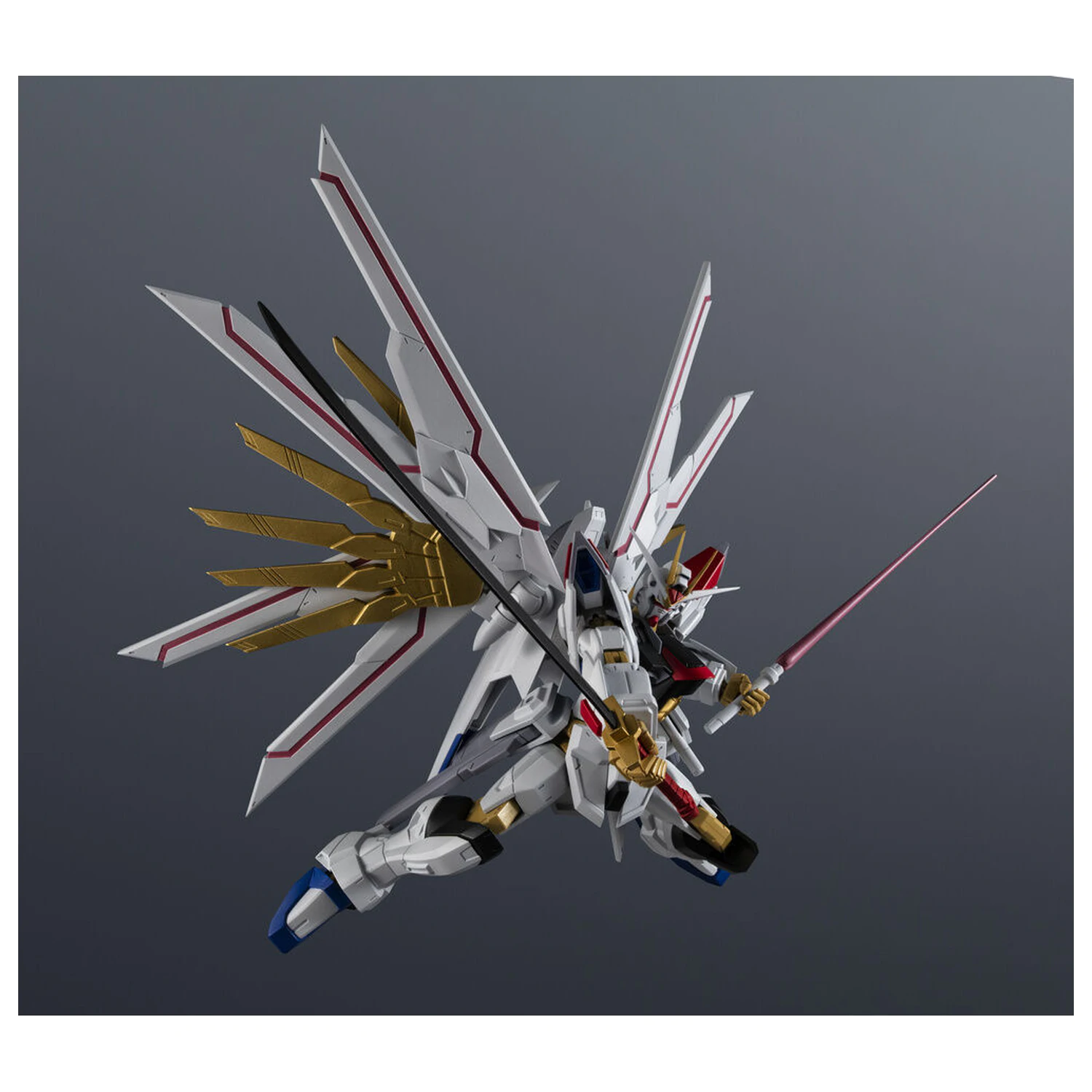 Gundam Universe Mighty Strike Freedom Gundam Figur 15cm Produktfoto