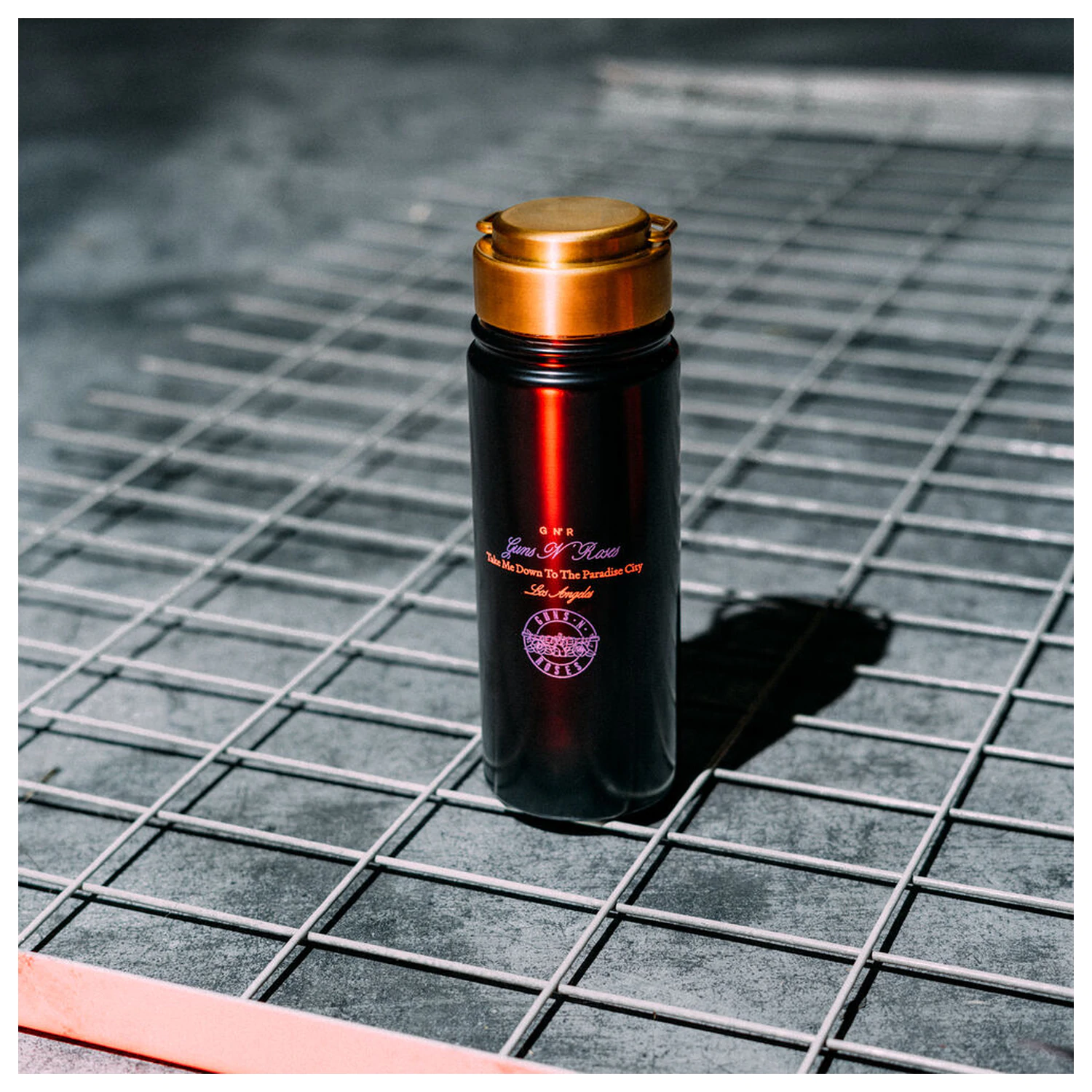 Guns N Roses Edelstahlflasche 500ml Produktfoto