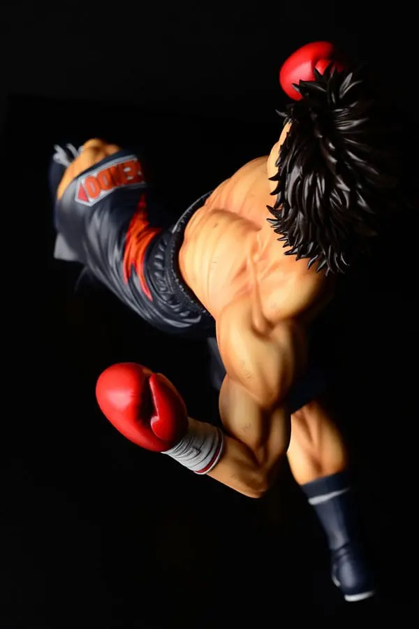 Hajime no Ippo PVC Statue 1/6 Takeshi Sendou Finish Blow Ver. Damage 29 cm Produktfoto