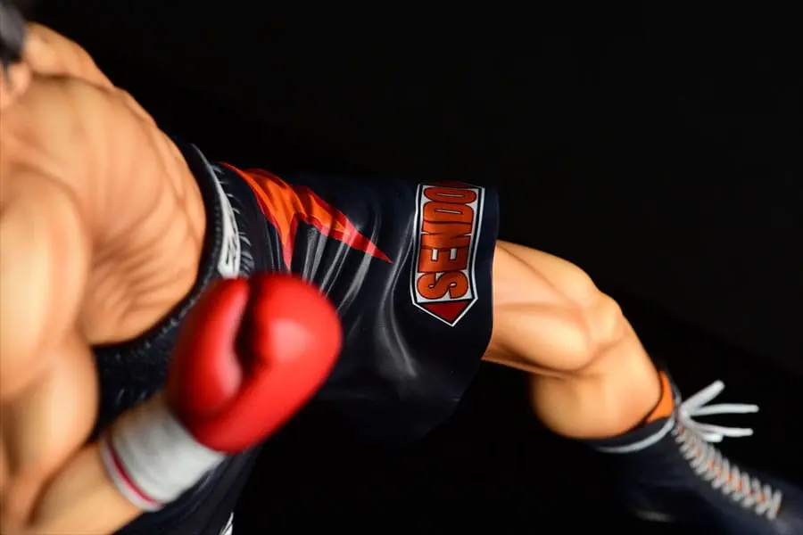 Hajime no Ippo PVC Statue 1/6 Takeshi Sendou Finish Blow Ver. Damage 29 cm Produktfoto