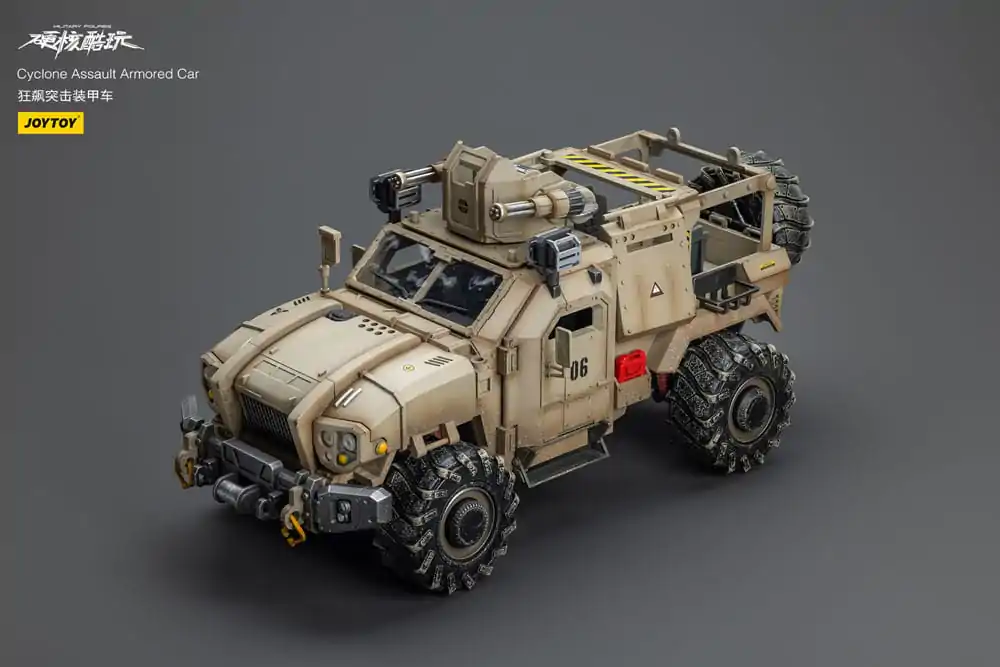 Hardcore Coldplay Fahrzeug 1/18 Cyclone Assauit Armored Car Produktfoto