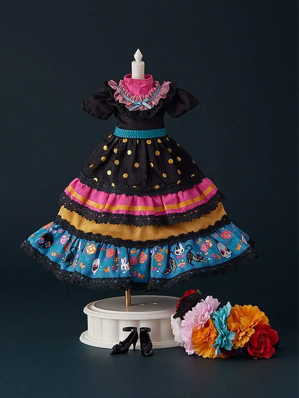 Harmonia Bloom Seasonal Doll Figuren Outfit set: Gabriela (Black) Produktfoto
