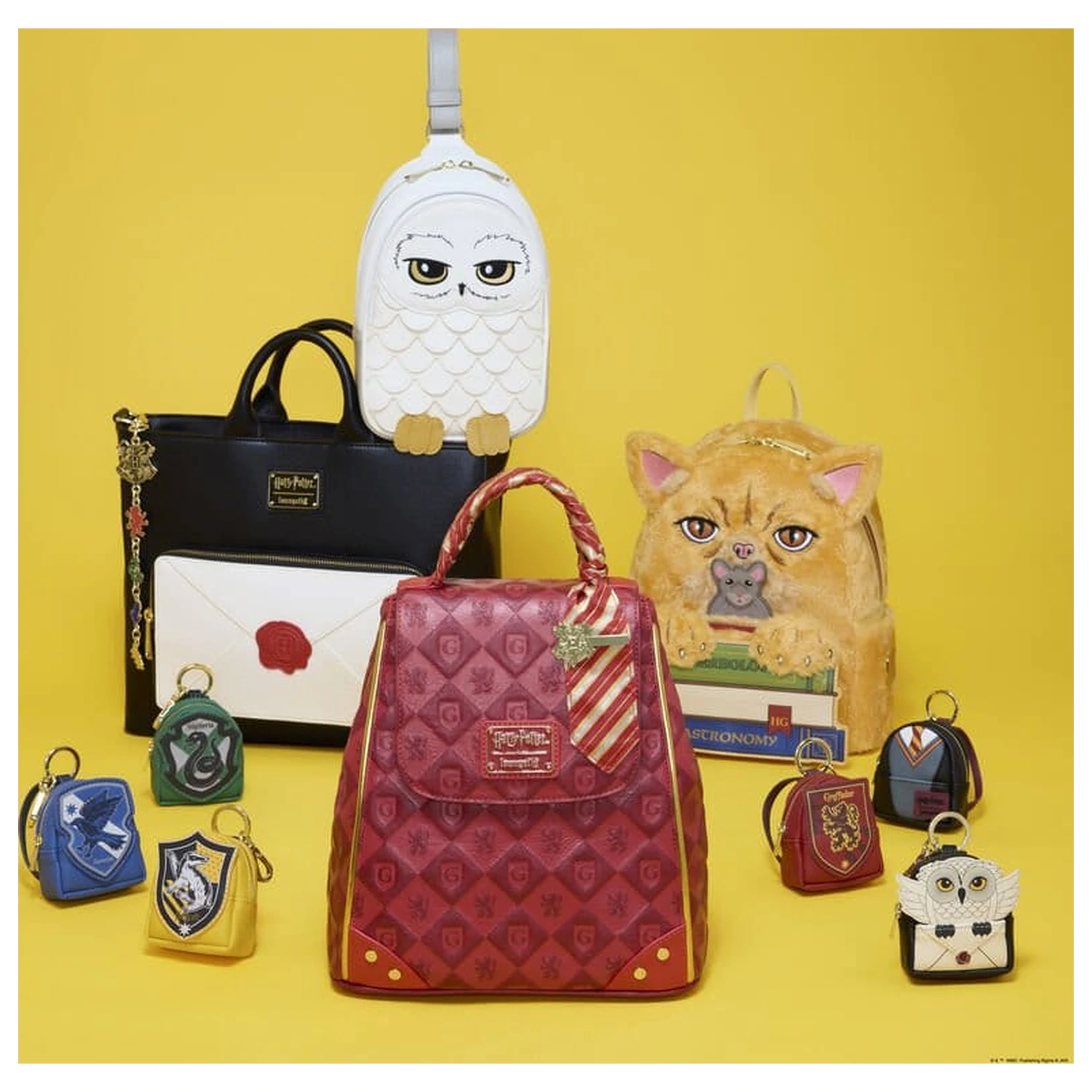 Harry Potter by Loungefly Mini Rucksack Gryffindor Produktfoto
