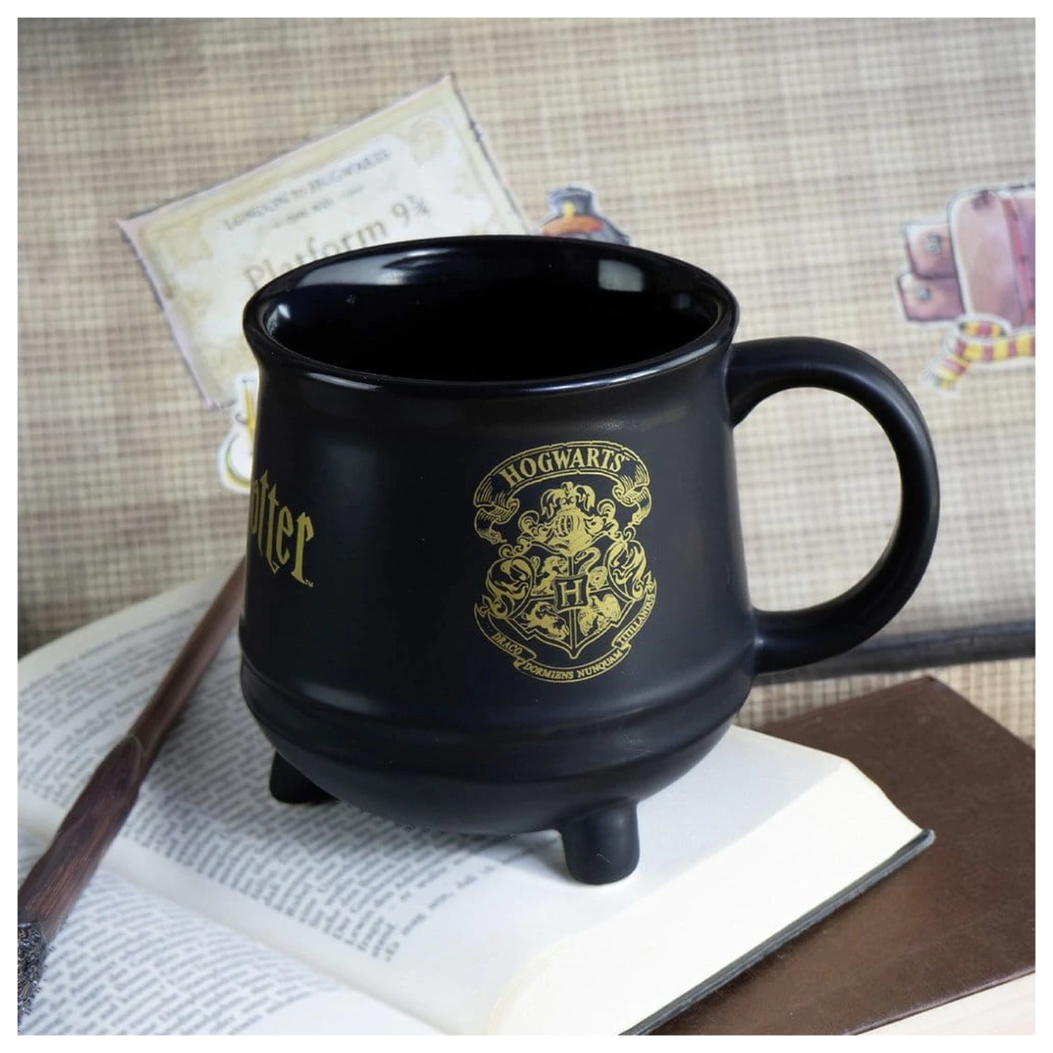 Harry Potter Tasse Hogwarts Crest Cauldron Design 560ml Produktfoto