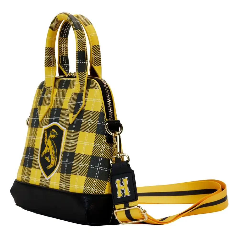 Harry Potter by Loungefly Umhängetasche Varsity Hufflepuff Produktfoto