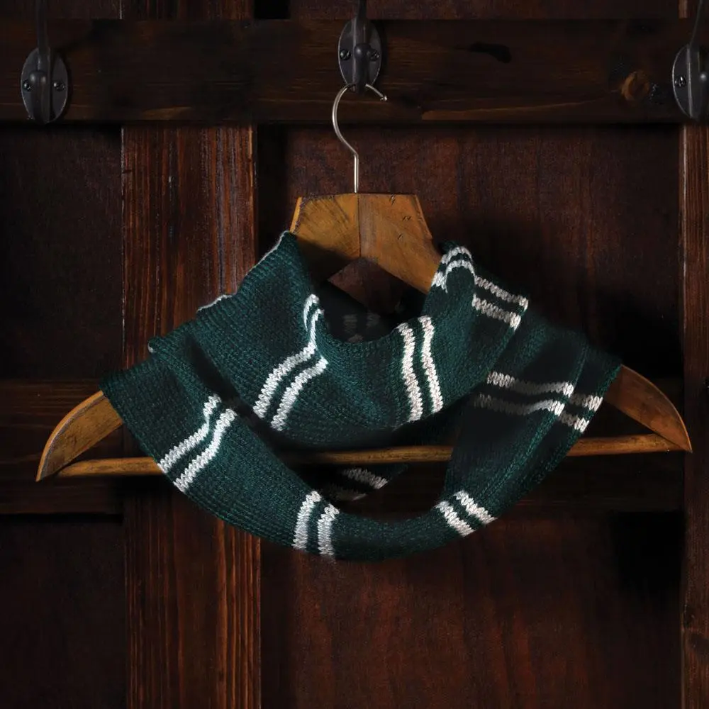 Harry Potter Strick Set Infinity Schal Slytherin Produktfoto
