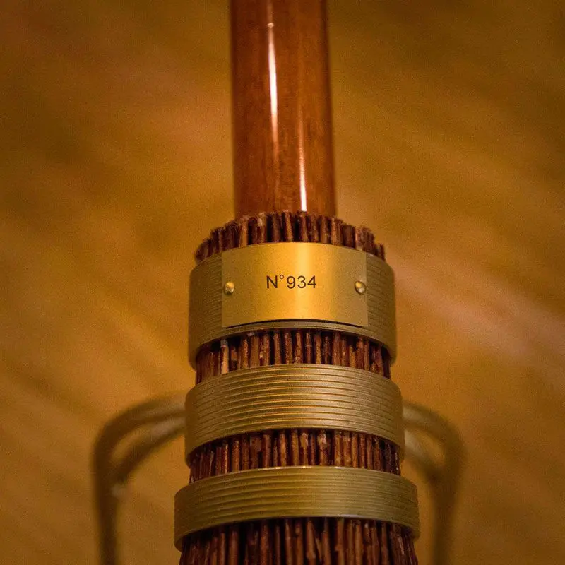 Harry Potter Replik 1/1 Nimbus 2000 Zauberbesen New Edition Produktfoto