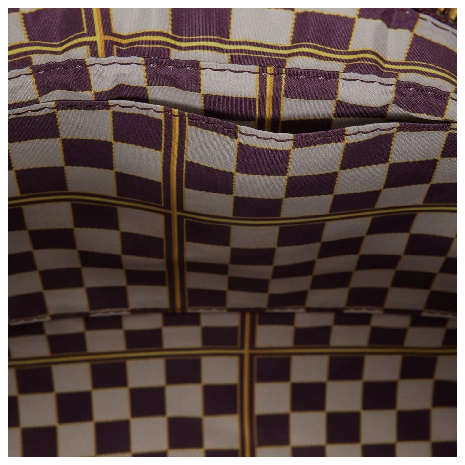 Harry Potter by Loungefly Umhängetasche Wizard Chess mit spielbaren Figuren Produktfoto