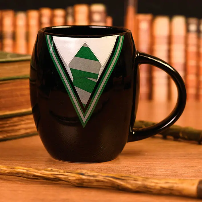 Harry Potter Oval Tasse Slytherin Uniform Produktfoto