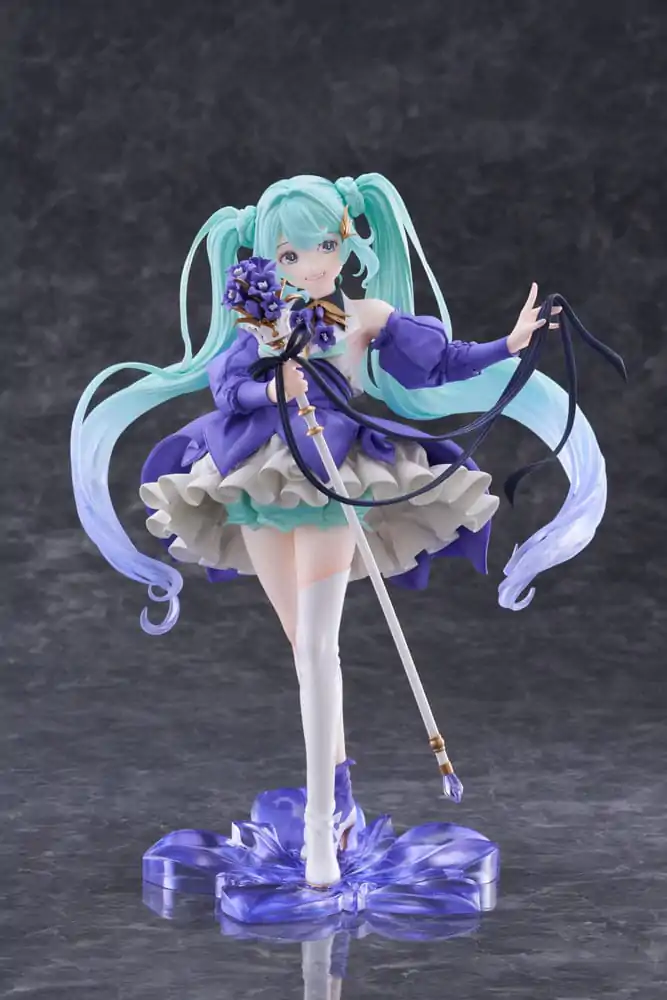 Hatsune Miku AMP PVC Statue Hatsune Miku Birthday 2024 Ver. 21 cm Produktfoto