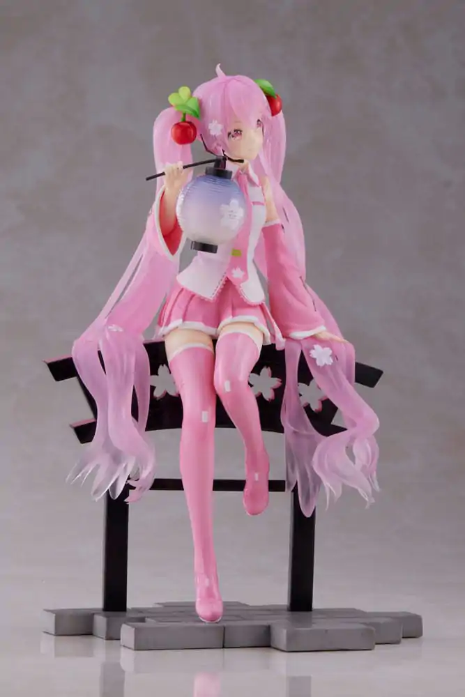 Hatsune Miku AMP PVC Statue Sakura Miku Lantern Ver. Reissue 20 cm Produktfoto