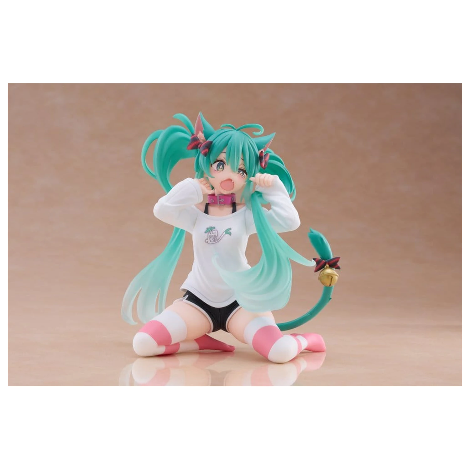 Hatsune Miku PVC Statue Schreibtisch Süße Figur Hatsune Miku Katze Ohr T-Shirt Ver. 13 cm Produktfoto