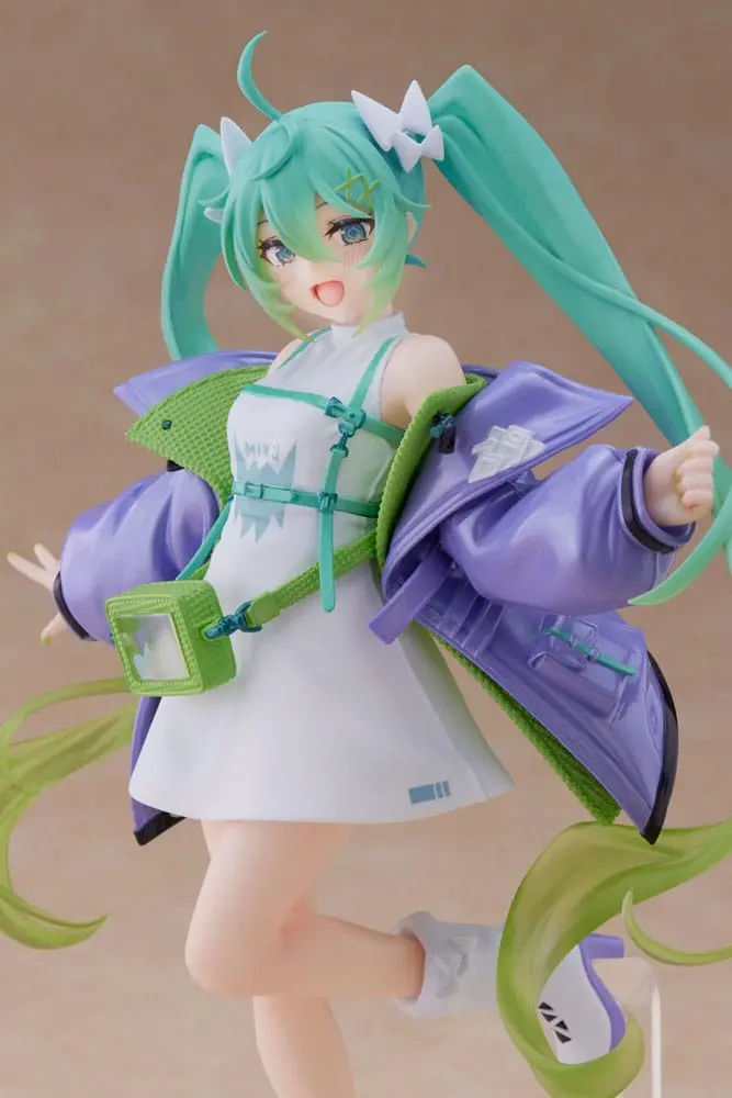 Hatsune Miku PVC Statue Fashion Figure Sporty Produktfoto
