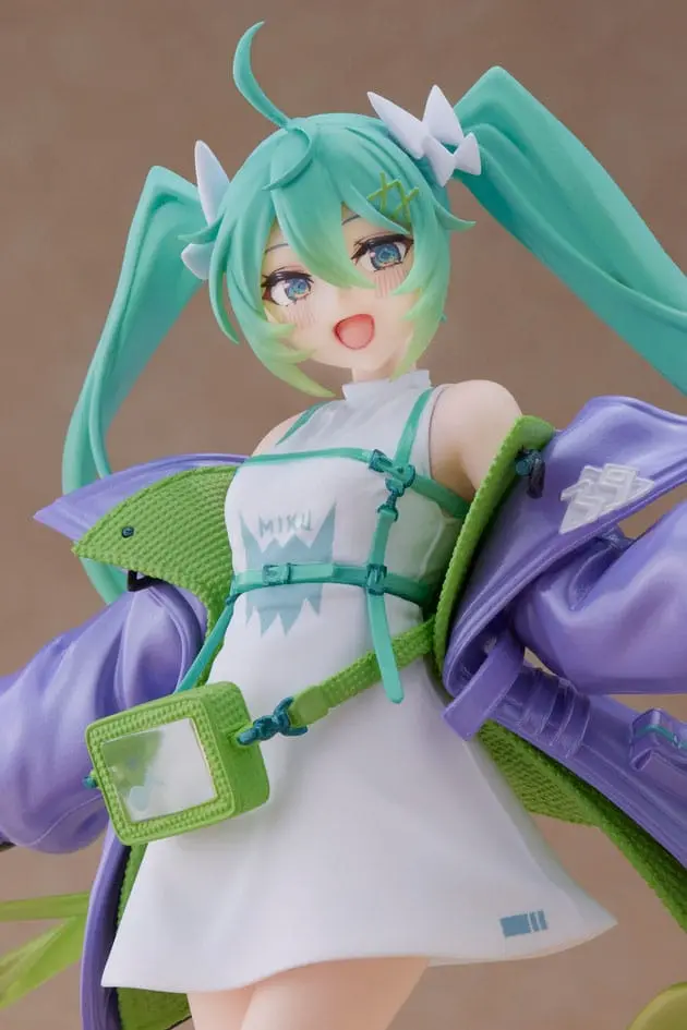 Hatsune Miku PVC Statue Fashion Figure Sporty Produktfoto