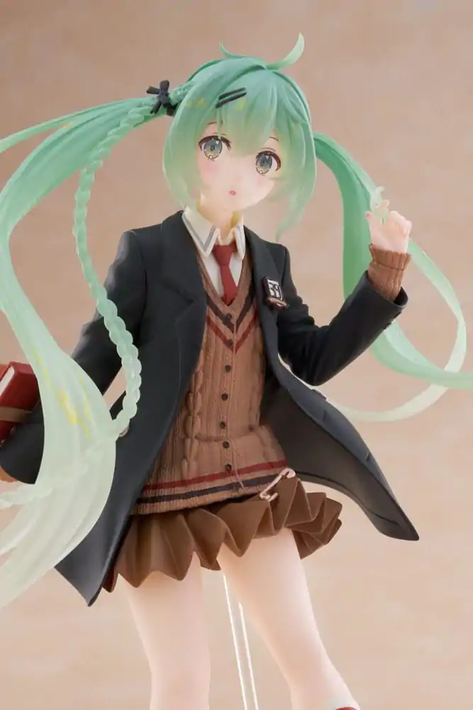 Hatsune Miku PVC Statue Hatsune Miku Fashion Preppy Ver. 18 cm Produktfoto