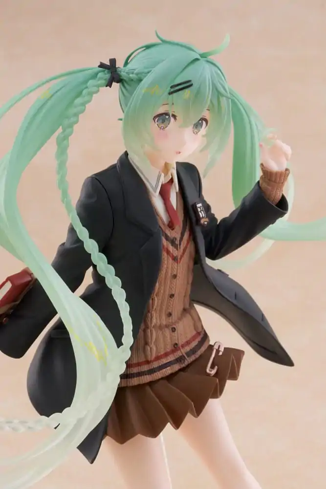 Hatsune Miku PVC Statue Hatsune Miku Fashion Preppy Ver. 18 cm Produktfoto