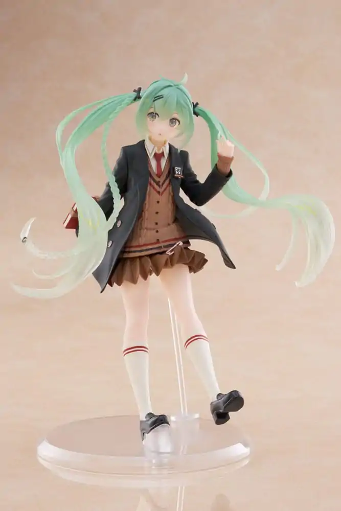 Hatsune Miku PVC Statue Hatsune Miku Fashion Preppy Ver. 18 cm Produktfoto