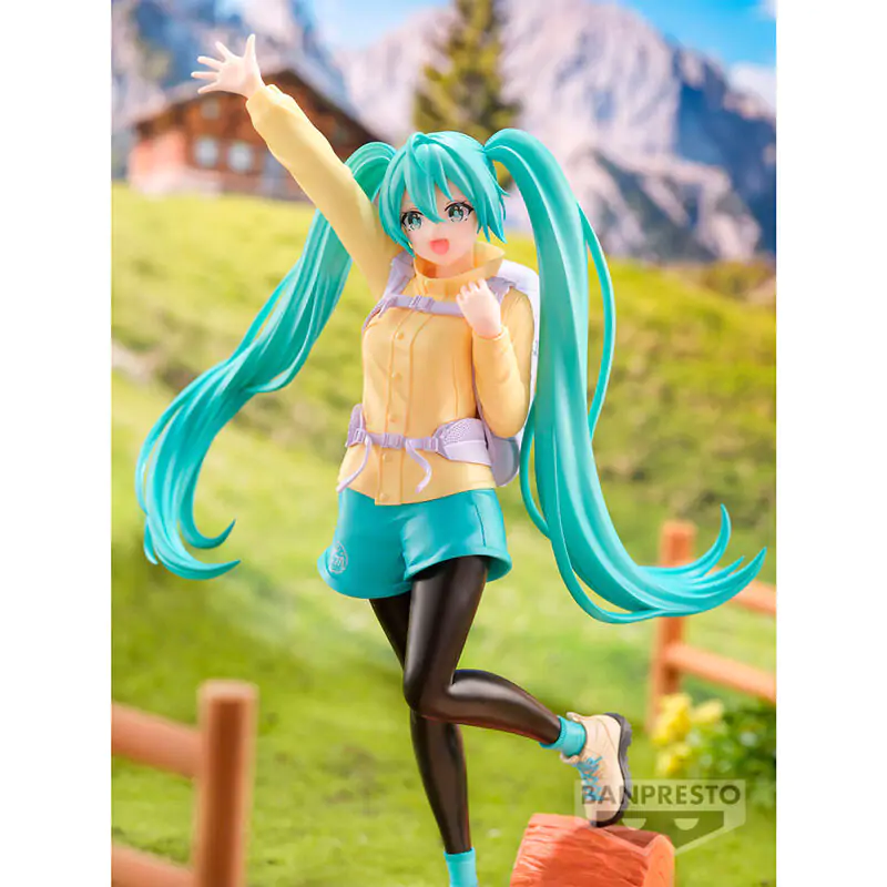 Hatsune Miku Mountain Climbing Holiday Memories Figur 20cm termékfotó