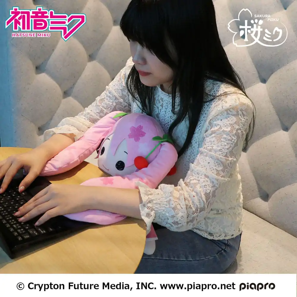 Hatsune Miku Pillowgurumi Plüschfigur Sakura Miku 44 cm Produktfoto