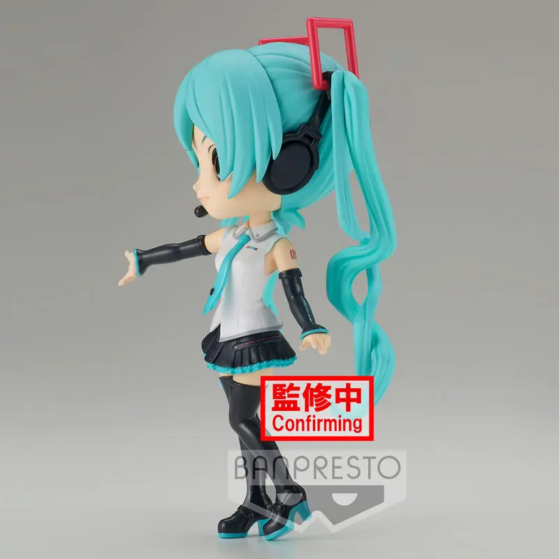 Hatsune Miku V4x Style Ver.A Q posket Figur 14cm termékfotó