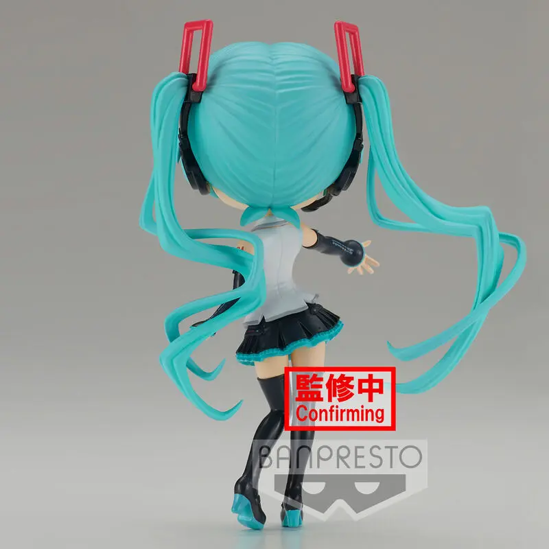 Hatsune Miku V4x Style Ver.A Q posket Figur 14cm termékfotó