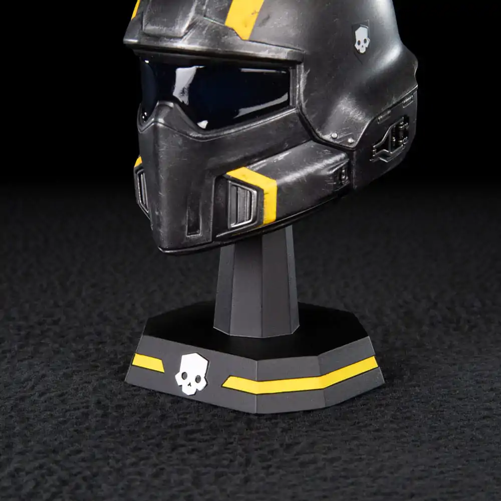 Helldivers 2 Nachbildung 1/4 B-01 Taktischer Helm 11 cm Produktfoto