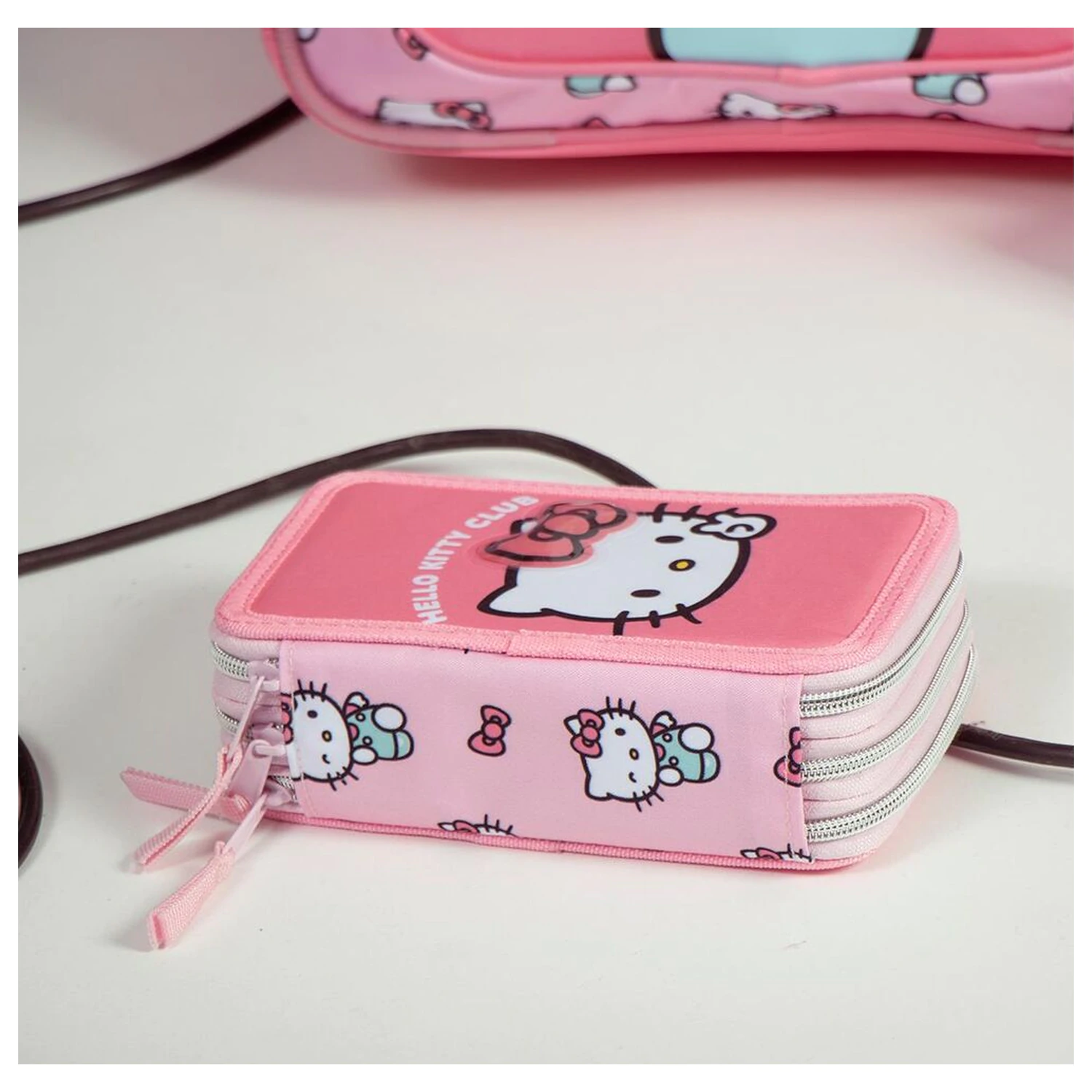 Hello Kitty Dreifaches Mäppchen Produktfoto