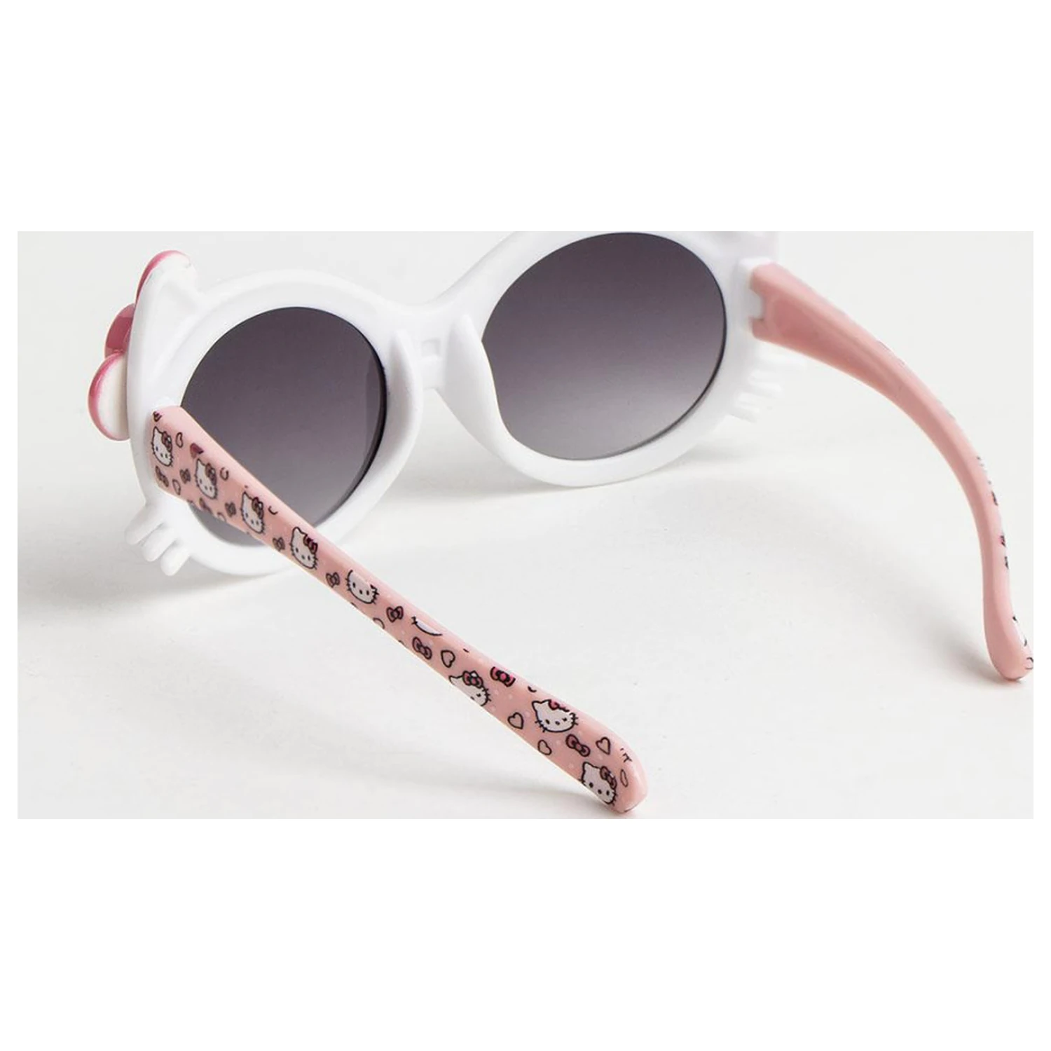 Hello Kitty weiße Sonnenbrille Produktfoto