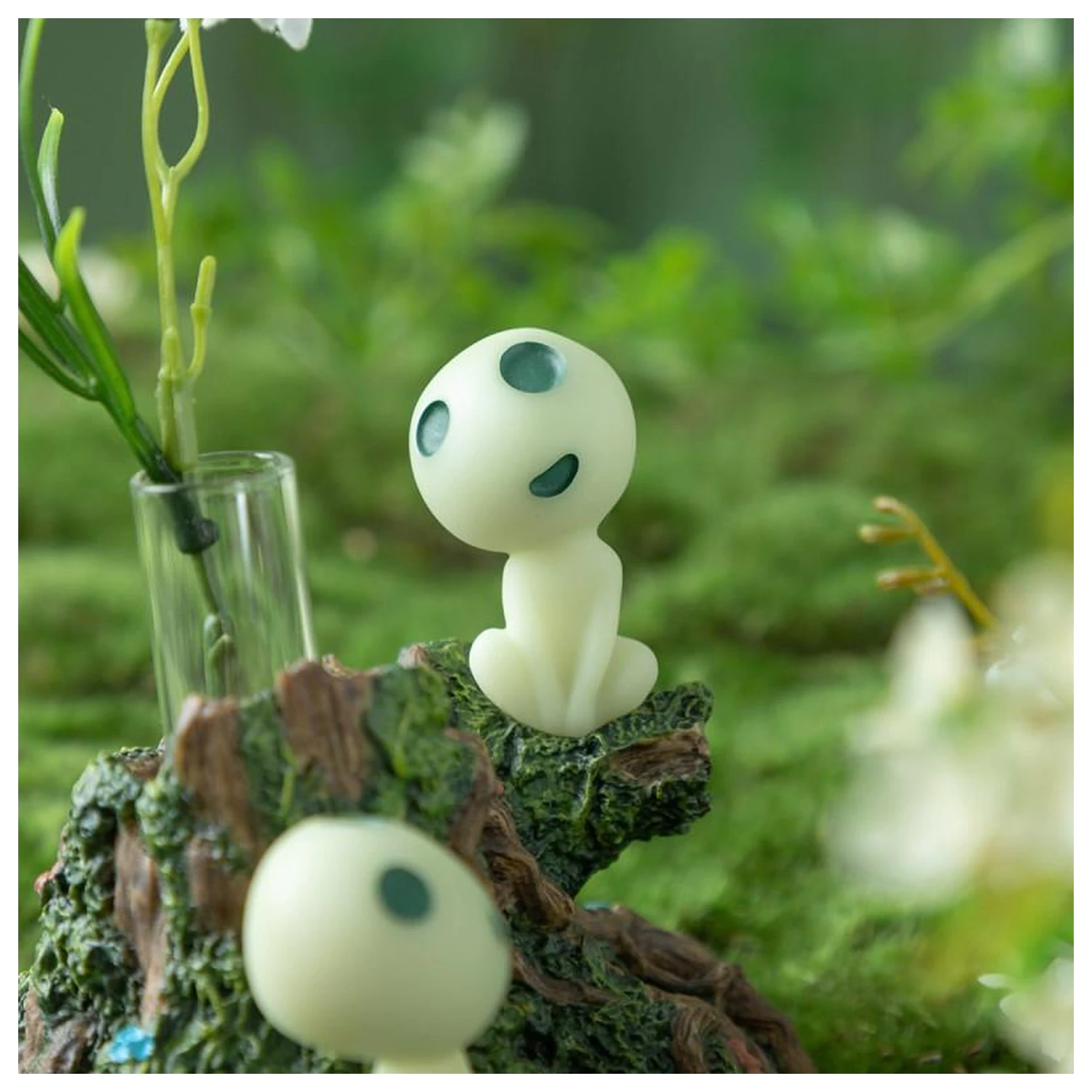 Princess Mononoke Kodama Figur. Soliflore Produktfoto