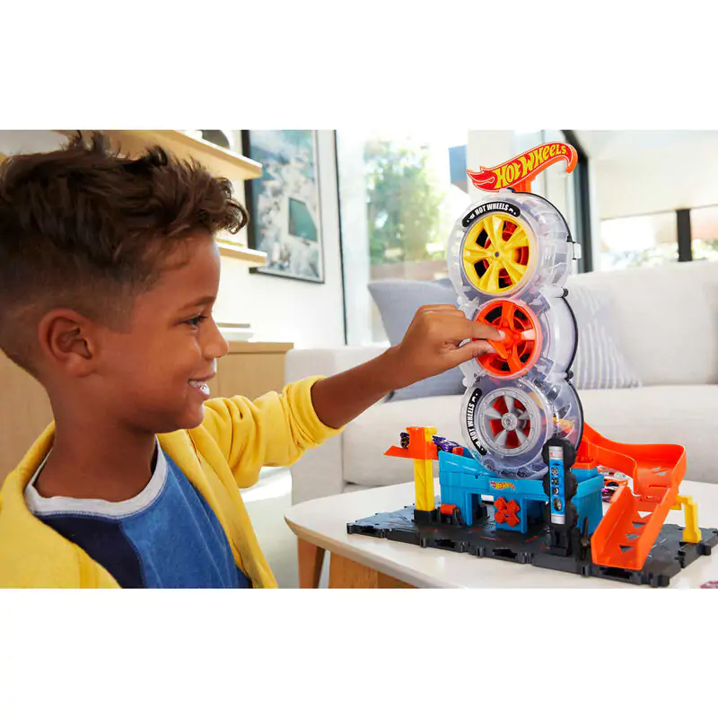 Hot Wheels Super Twist Tire Shop Produktfoto