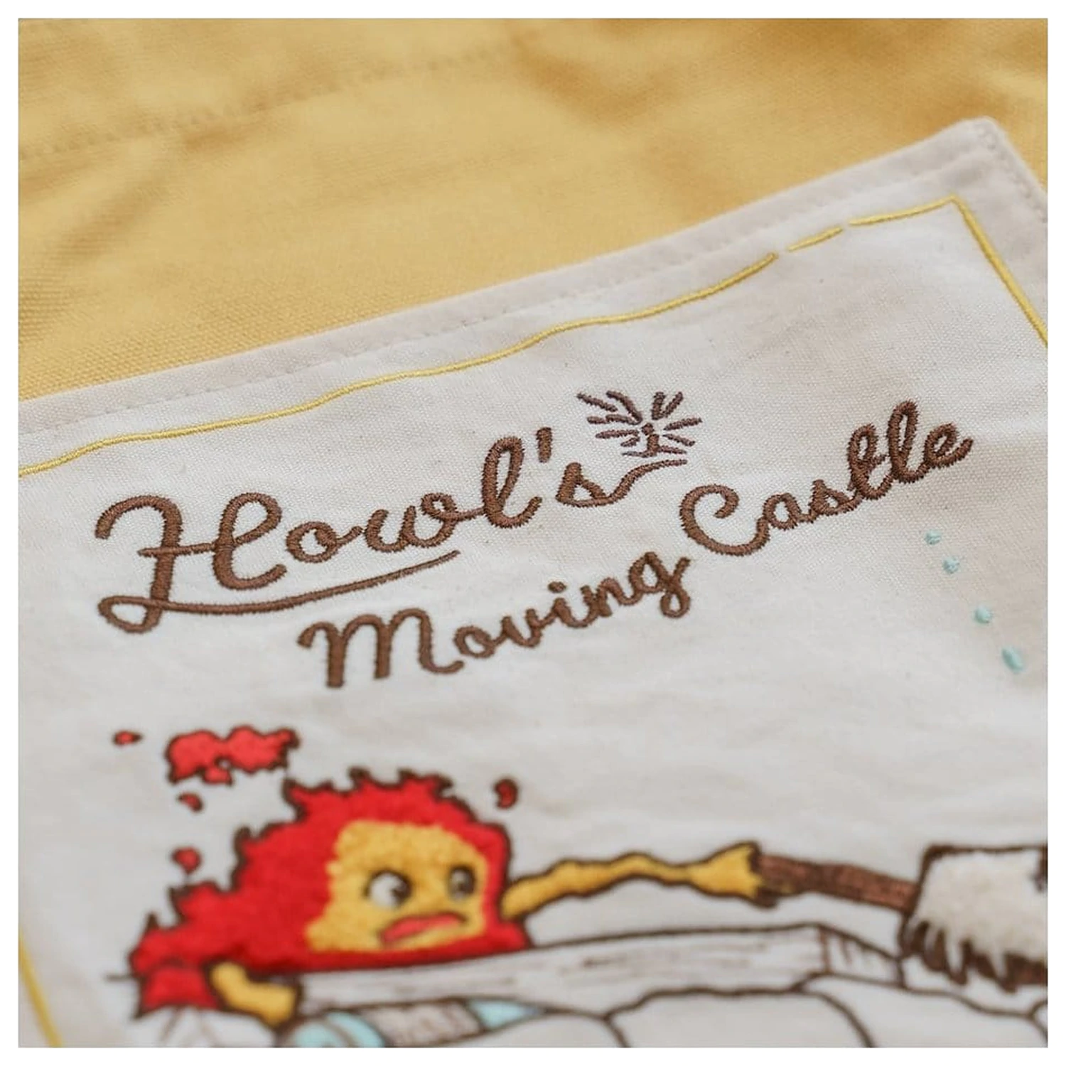Howl's Moving Castle Stoffbeutel Calcifer & Heen Produktfoto