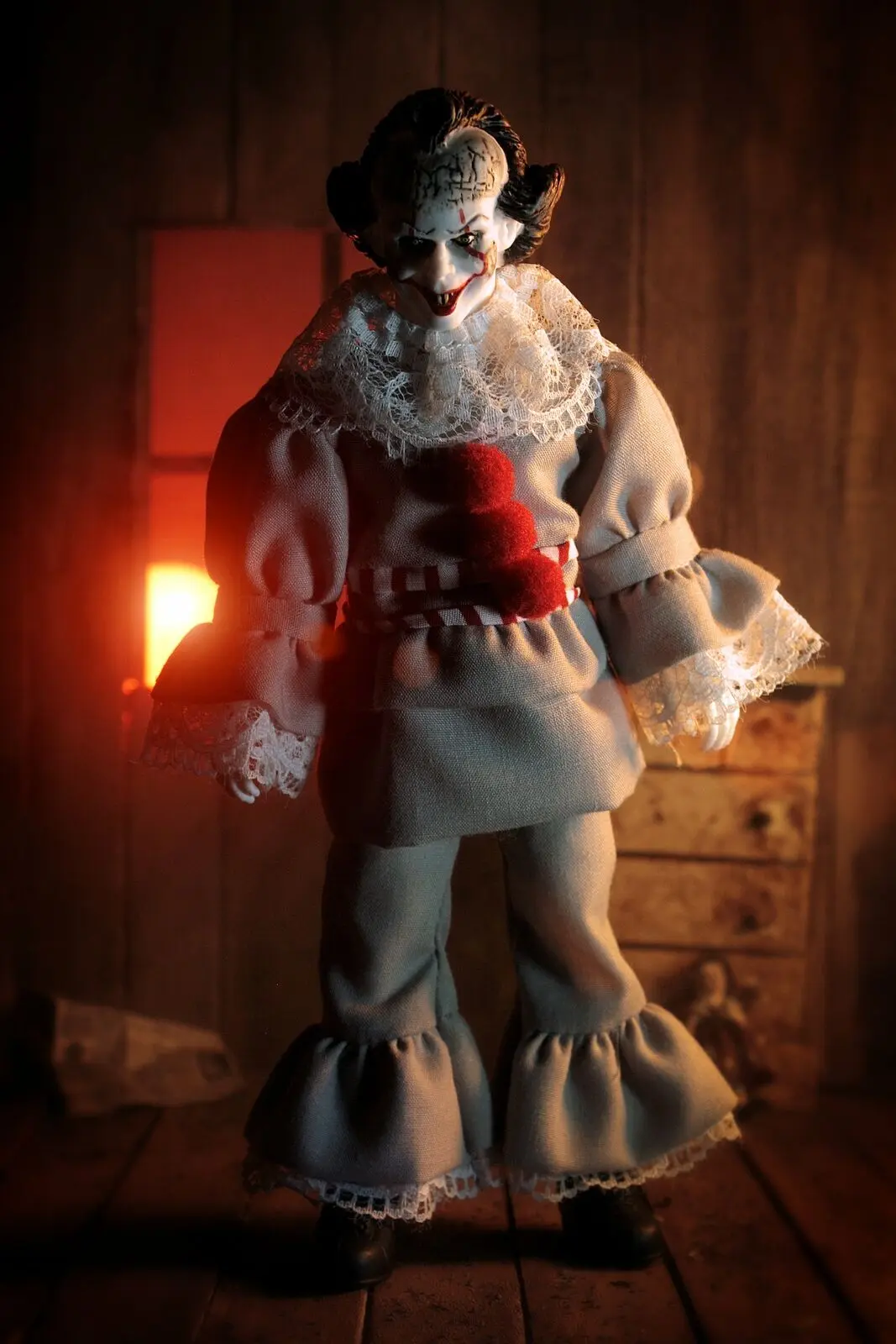 Stephen Kings Es Actionfigur Pennywise 20 cm Produktfoto