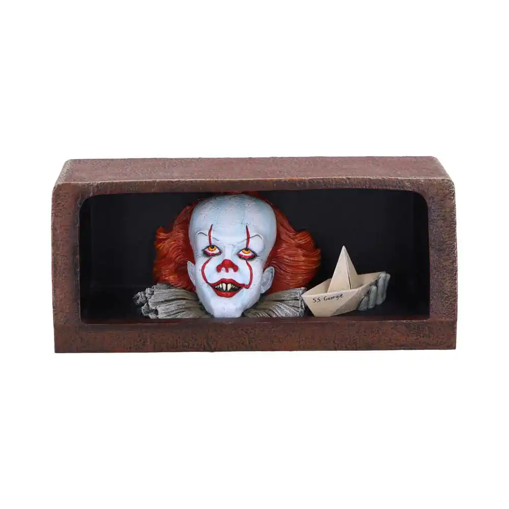 Es Figur Pennywise Drain 8 cm termékfotó