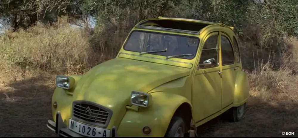 James Bond Modellbausatz Geschenkset Citroen 2 CV (For Your Eyes Only) Produktfoto