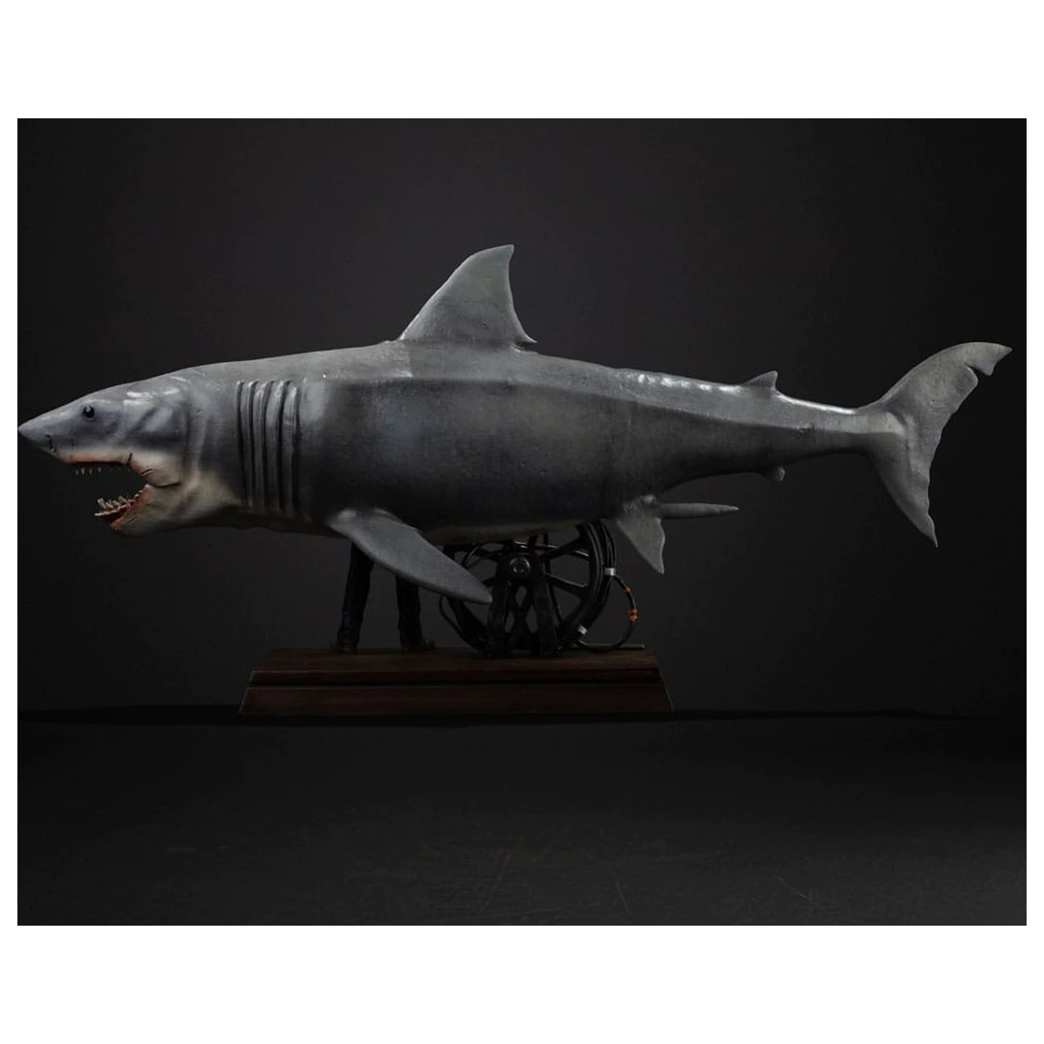 Jaws Deluxe Art Scale Statue 1/10 Steven Spielberg Jaws 50. Jubiläum 27 cm Produktfoto