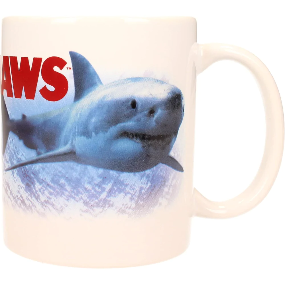 Der weiße Hai Tasse Beach Closed Produktfoto