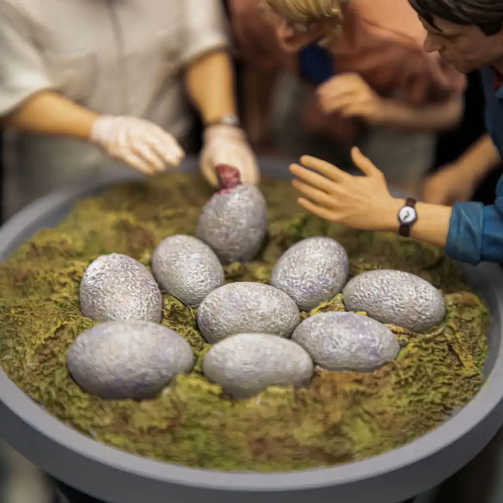Jurassic Park Art Scale Statue 1/10 Dino Hatching 23 cm Produktfoto