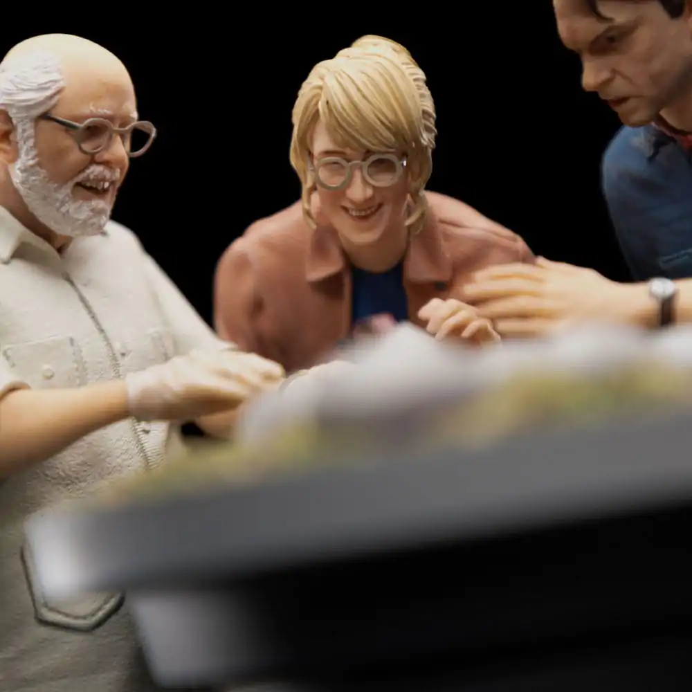 Jurassic Park Art Scale Statue 1/10 Dino Hatching 23 cm Produktfoto
