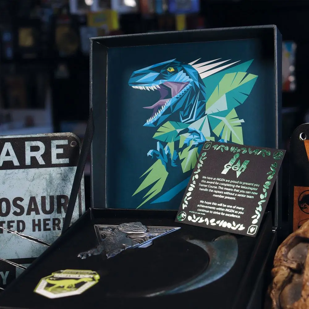 Jurassic World Ansteck-Pin 3er-Pack Raptor Training Commendation Limited Edition Produktfoto