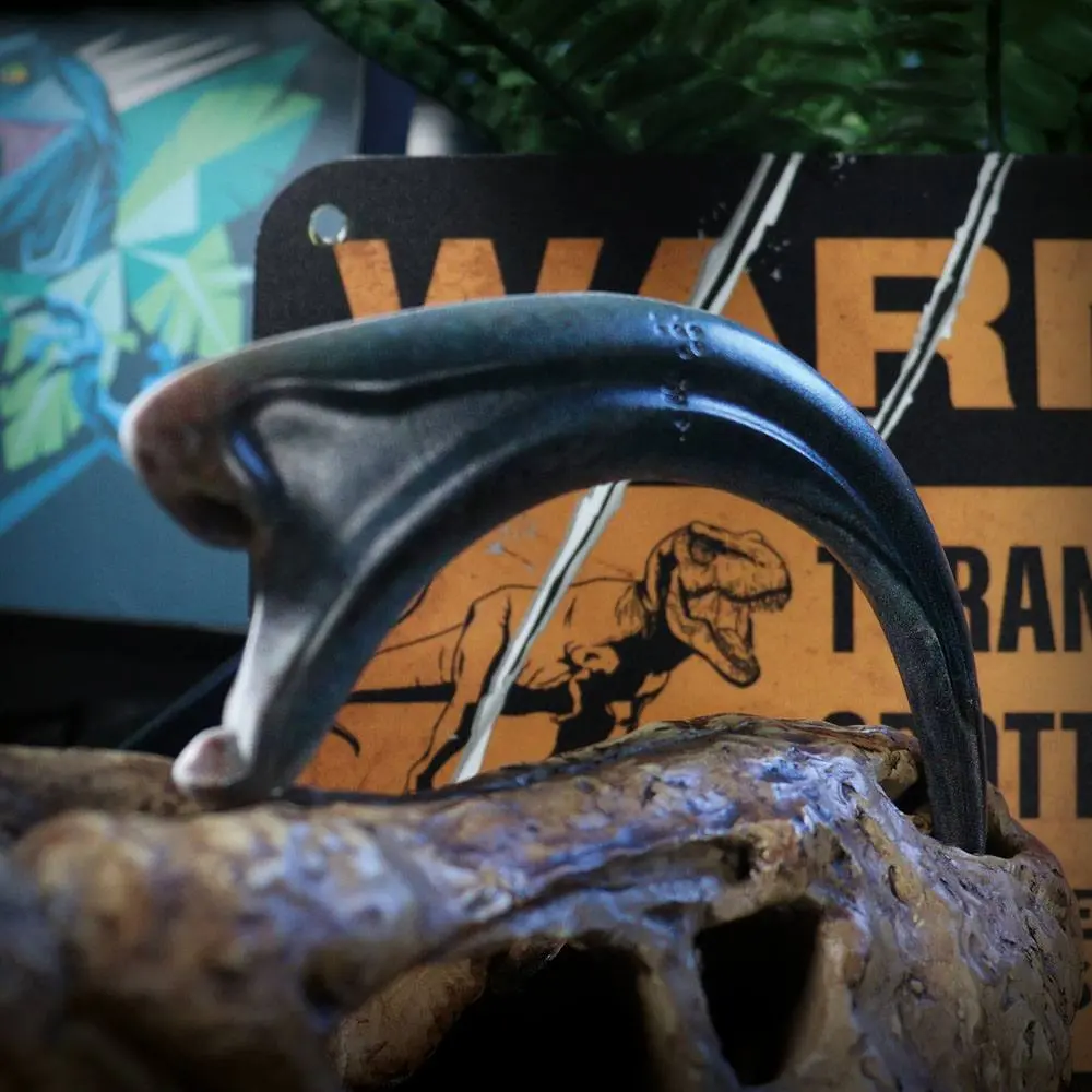 Jurassic World Ansteck-Pin 3er-Pack Raptor Training Commendation Limited Edition Produktfoto