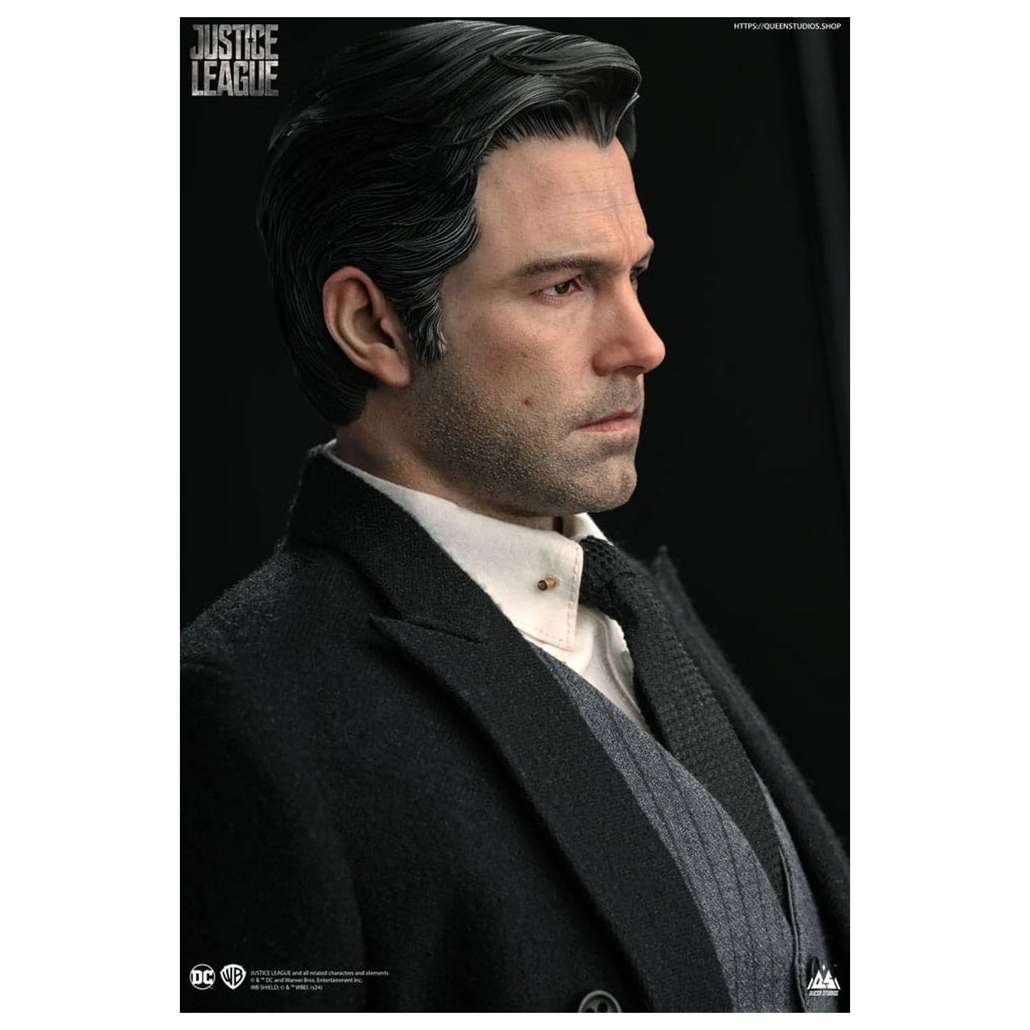 Justice League Statue 1/4 Bruce Wayne (Ben Affleck) 51 Zentimeter Produktfoto