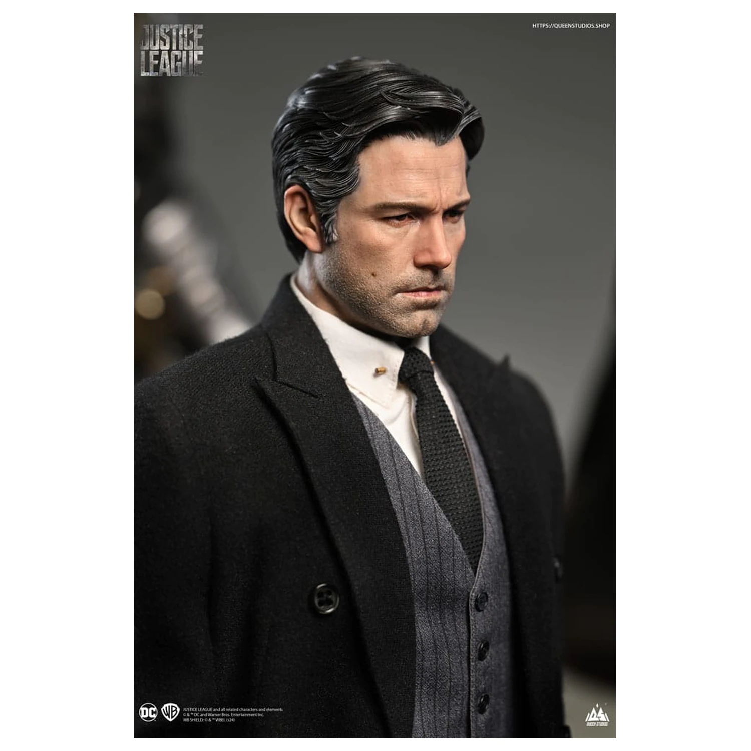 Justice League Statue 1/4 Bruce Wayne (Ben Affleck) 51 Zentimeter Produktfoto