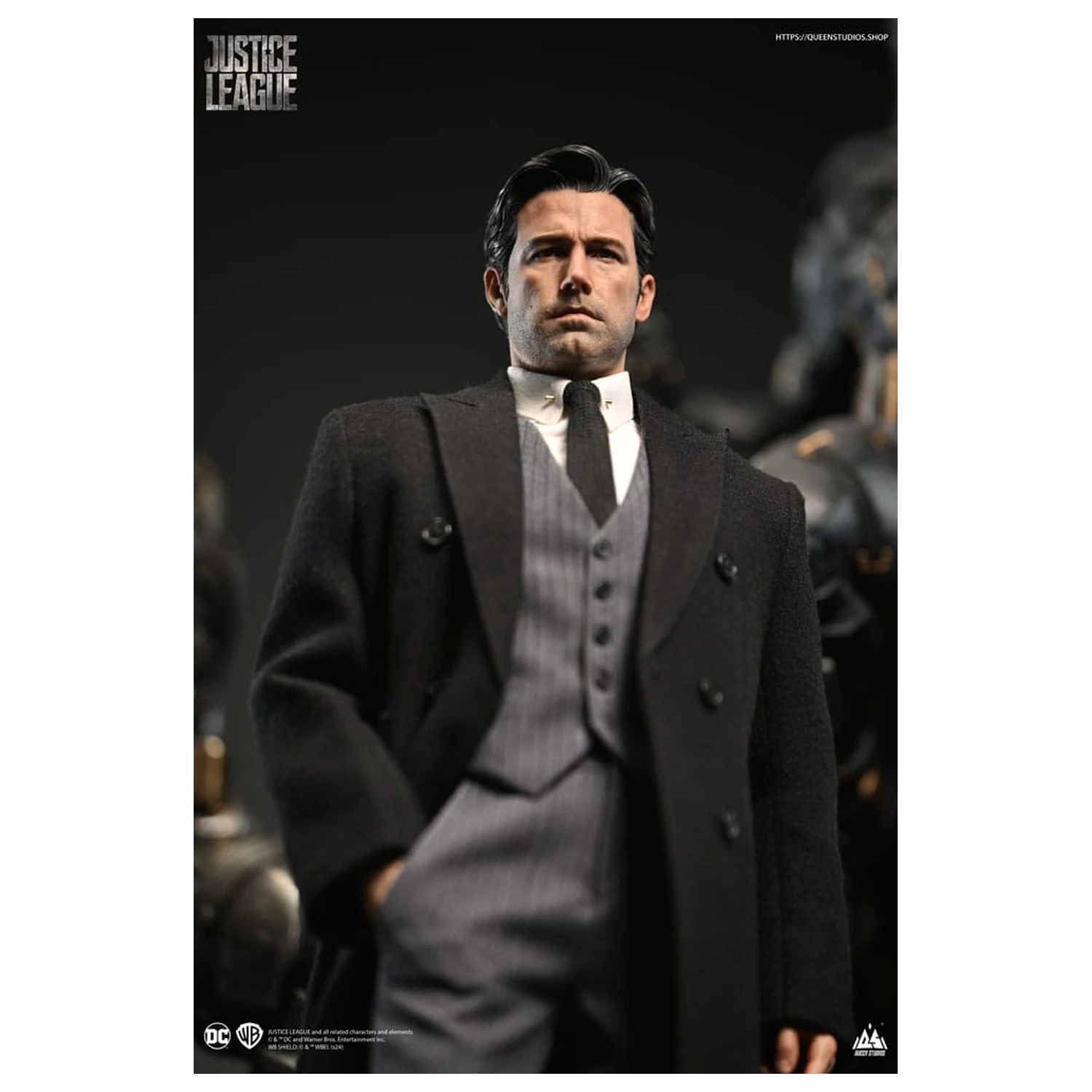 Justice League Statue 1/4 Bruce Wayne (Ben Affleck) 51 Zentimeter Produktfoto
