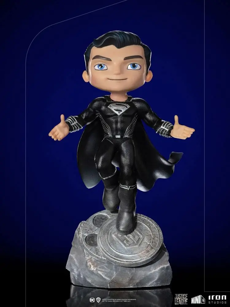 Justice League Mini Co. Deluxe PVC Figur Superman Black Suit 18 cm Produktfoto