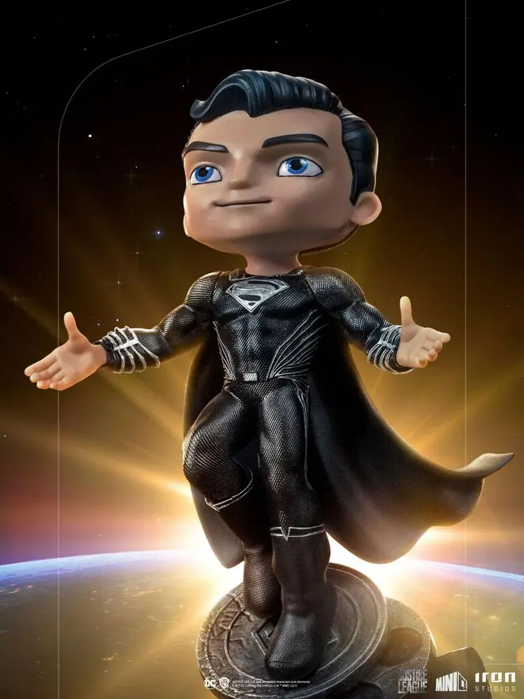 Justice League Mini Co. Deluxe PVC Figur Superman Black Suit 18 cm Produktfoto