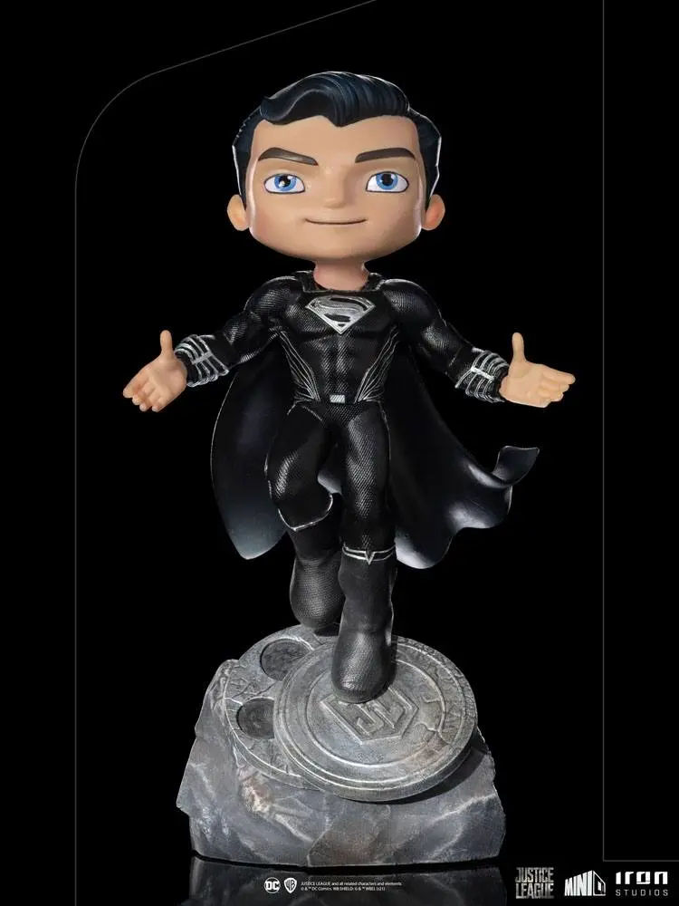 Justice League Mini Co. Deluxe PVC Figur Superman Black Suit 18 cm Produktfoto